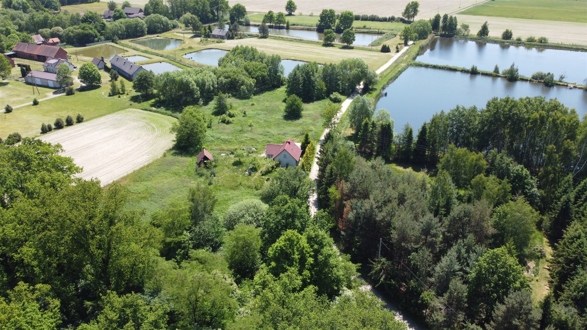 Działka na sprzedaż