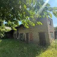 Dom na sprzedaż