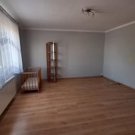 Dom na sprzedaż